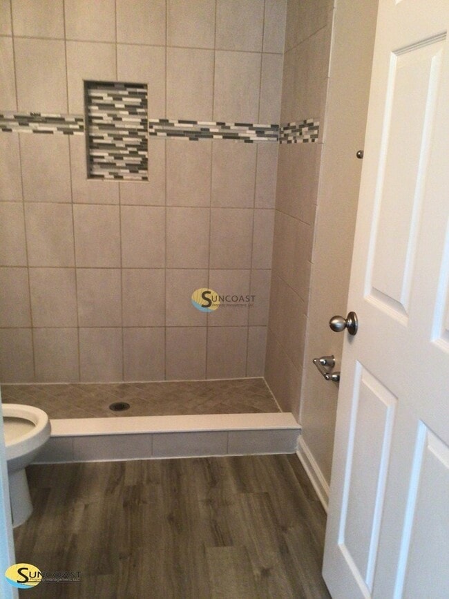 Building Photo - 8349 Homeport Ct