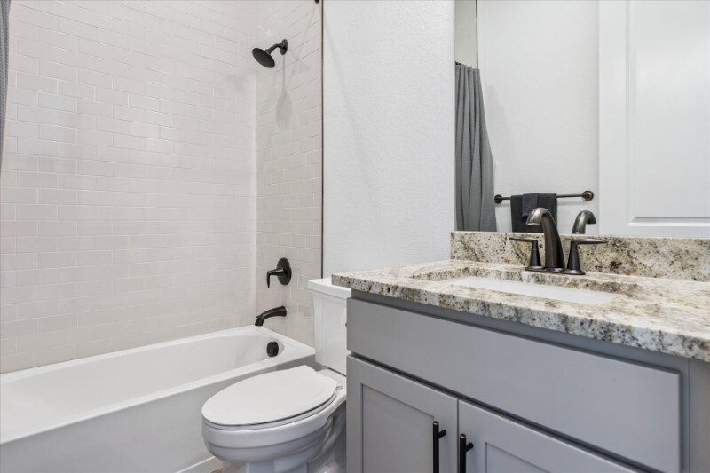 Building Photo - 264 Kitselman Dr