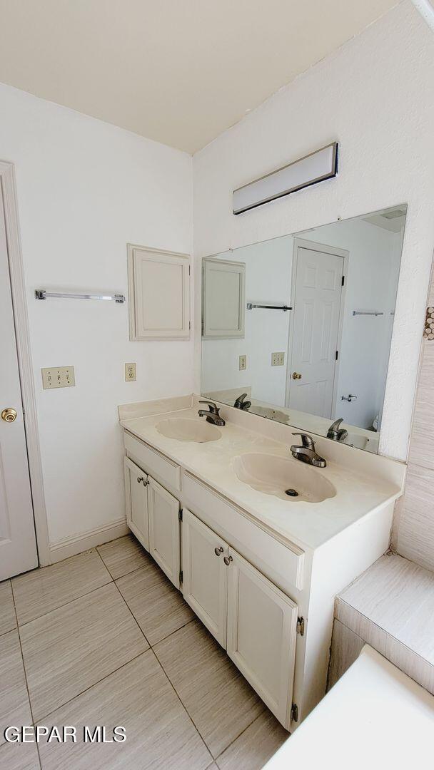 Building Photo - 1158 Hunters Ridge Pl