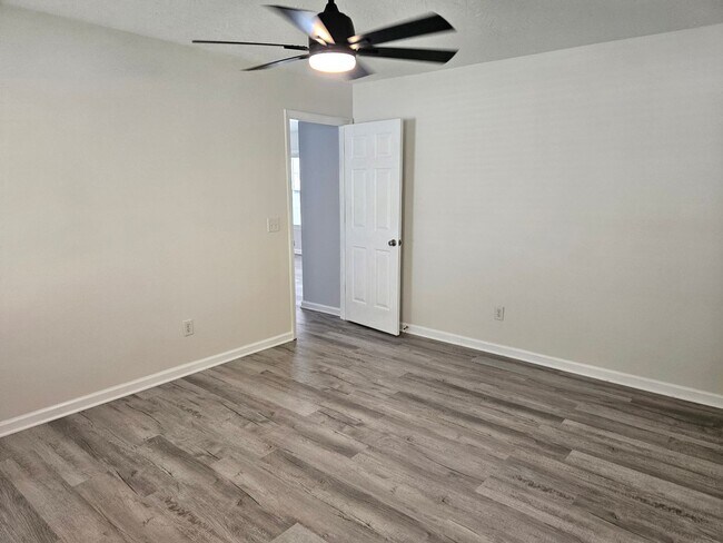 Building Photo - 3 bedroom, 2 bath home in the Neighborhoods of Holly Ridge Community