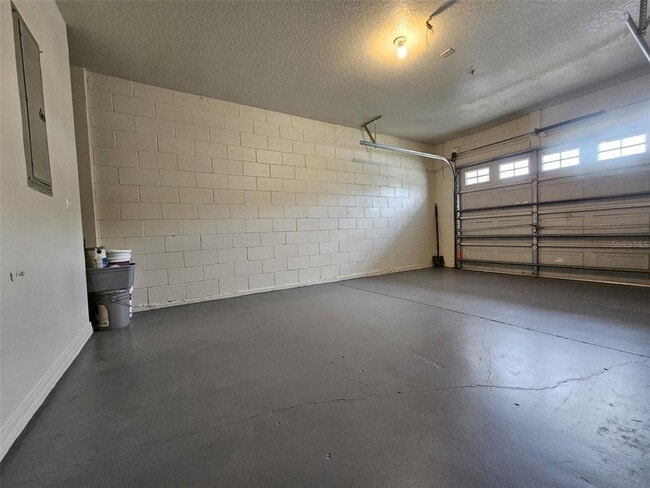 Building Photo - 2051 Cypress Bay Blvd