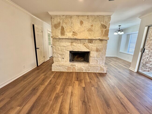 Building Photo - 13508 Fawnwood St