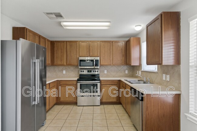 Building Photo - 216 Anvil Pl