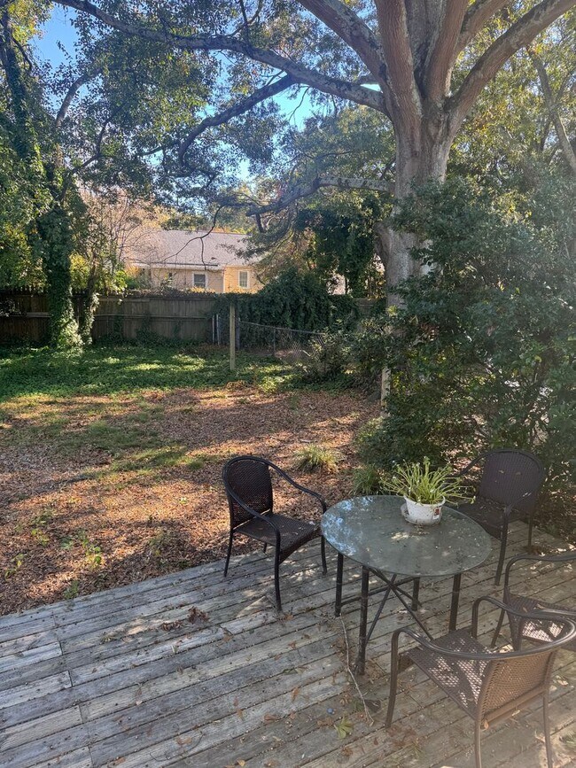 Building Photo - Fantastic Location & Price......More pictures to come!