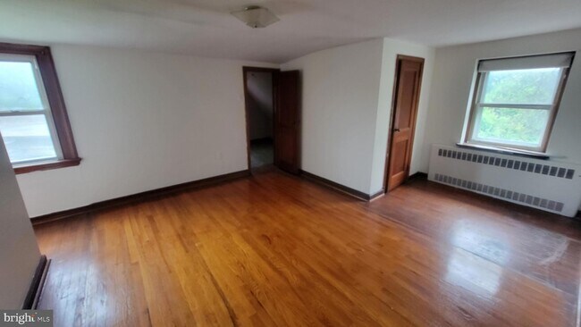 Building Photo - 1210 Matsonford Rd