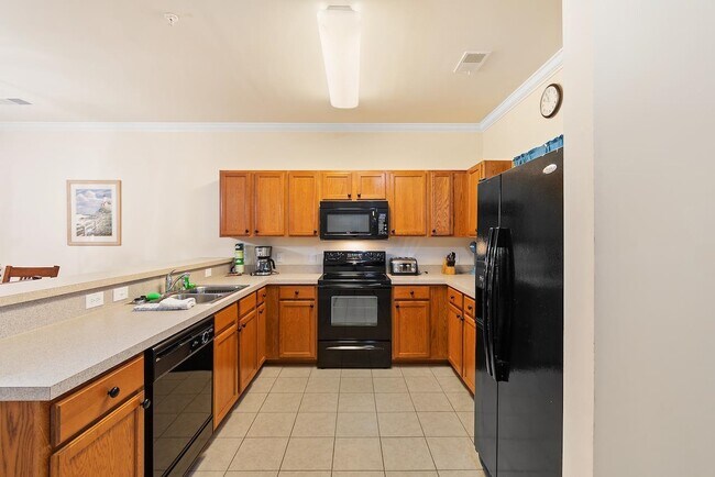 Building Photo - 6253 Catalina Dr