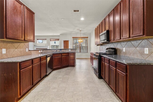 Building Photo - 3202 Dogwood Knoll Trail