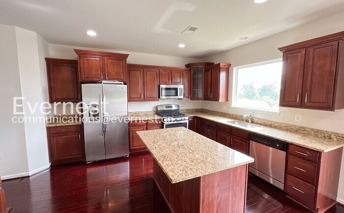 Building Photo - 11774 Dawkins Ridge Ln