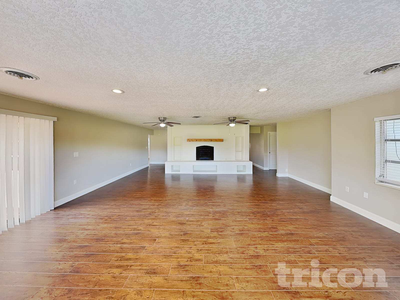 Building Photo - 1006 Barton Blvd