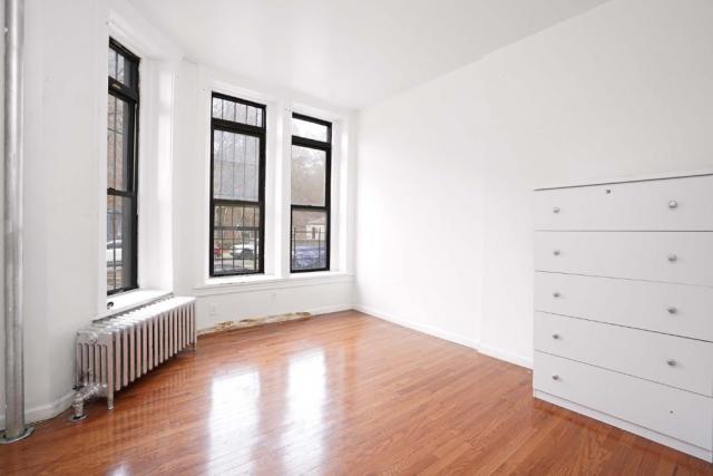 Primary Photo - 1 bedroom in New York NY 10027