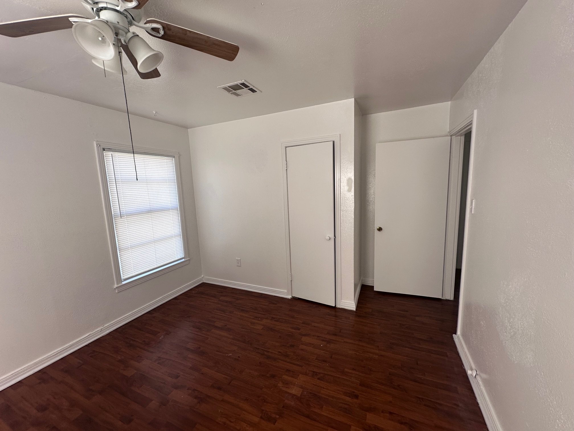 Building Photo - 3625 Maple Ave