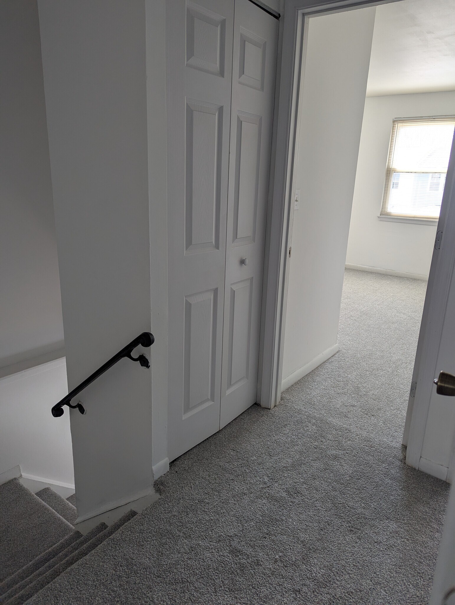 Building Photo - 3064 Comte Ct