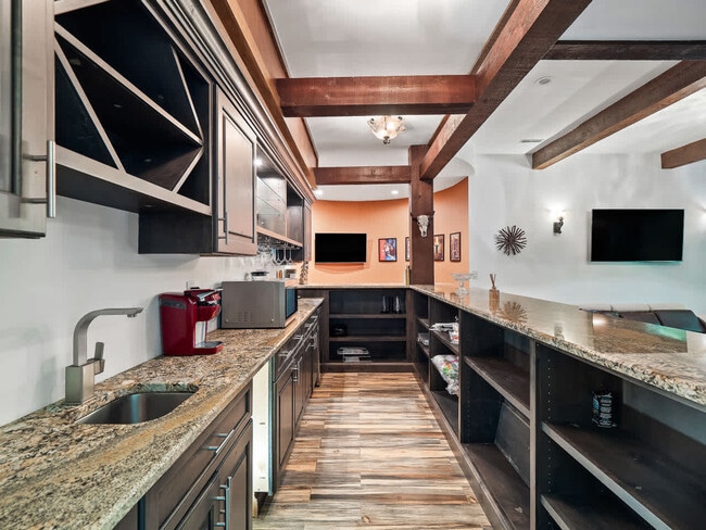 Building Photo - 117 Partridge Ln