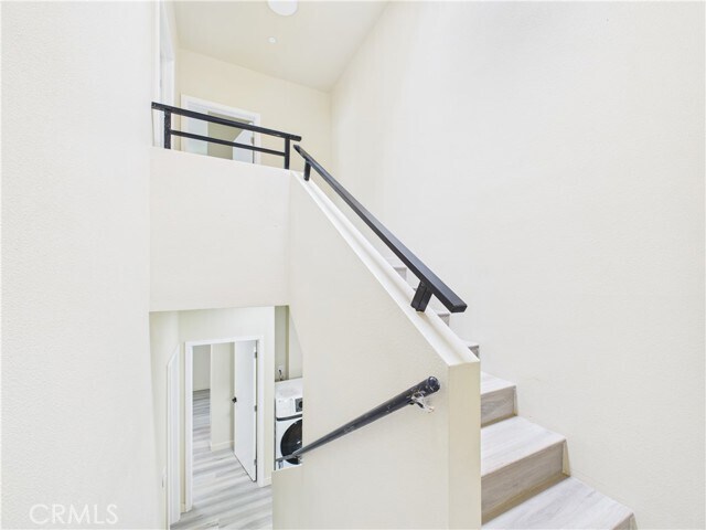 Building Photo - 8457 Langdon Ave