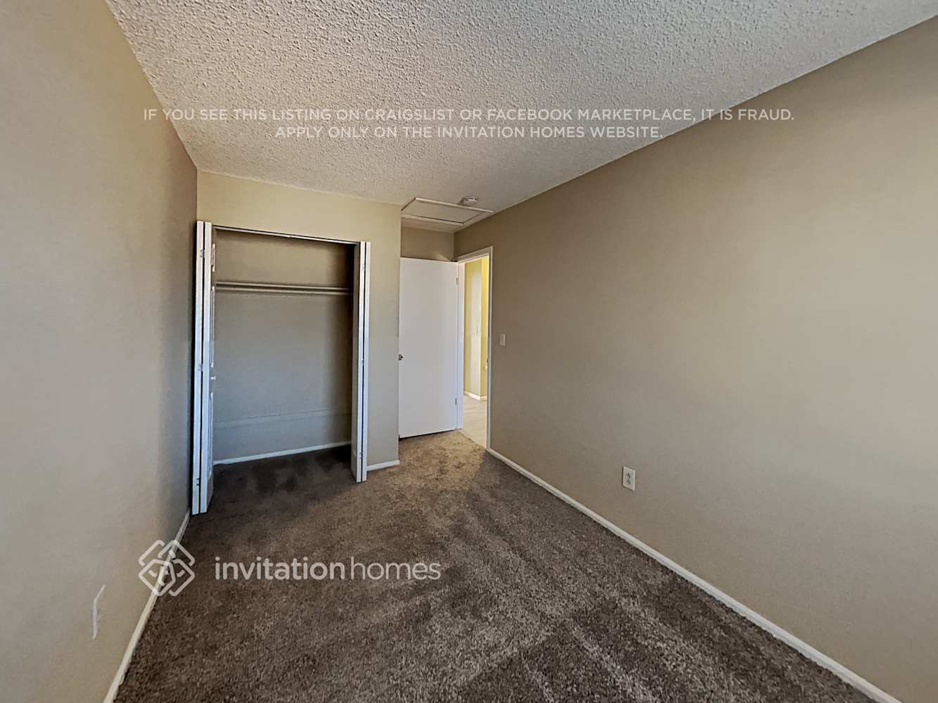 Building Photo - 18821 E Oregon Dr