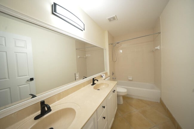 Building Photo - 1395 NW 155th Ln