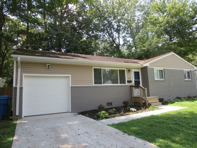 Building Photo - Aragona Village