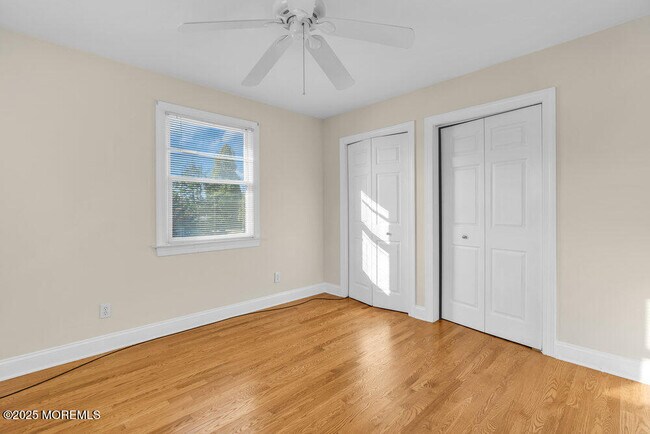 Building Photo - 20 Starboard St