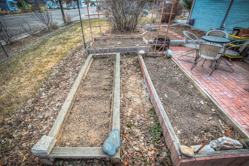 Building Photo - 401.5 Lilac Ln