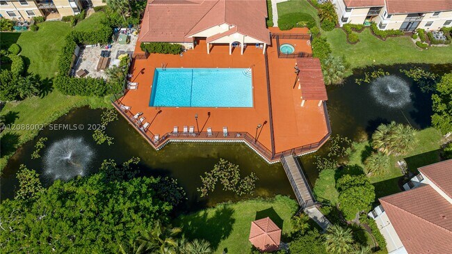 Building Photo - 5741 Riverside Dr