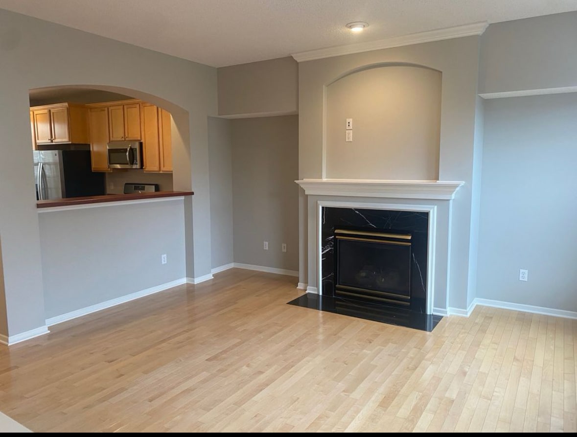 Building Photo - 11346 Stratton Ave
