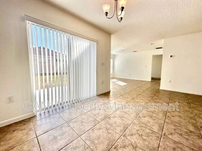 Building Photo - 3807 Whitney Wy