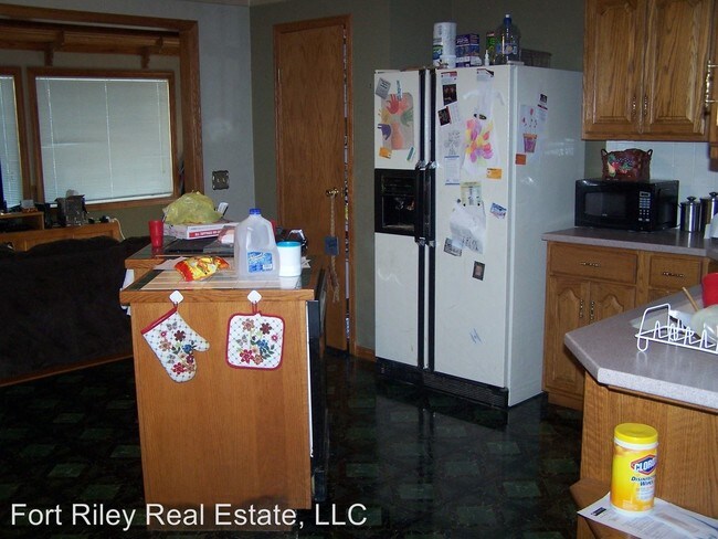 Building Photo - 3 br, 2 bath House - 603 Birch