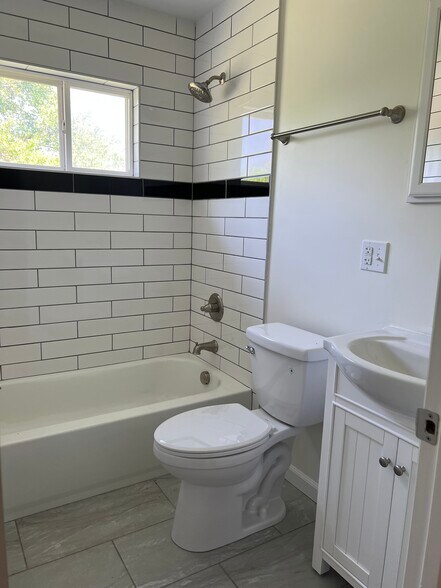 Building Photo - 4306 St Dominic Ave