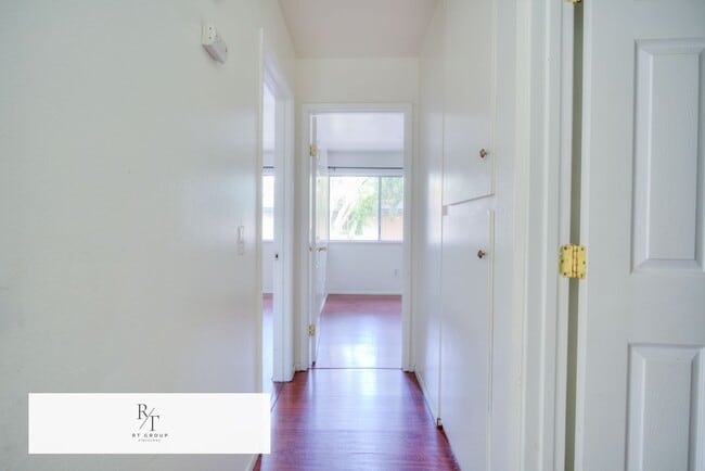 Building Photo - Cozy and Convenient 2-Bedroom, 1-Bath Home in Riverside