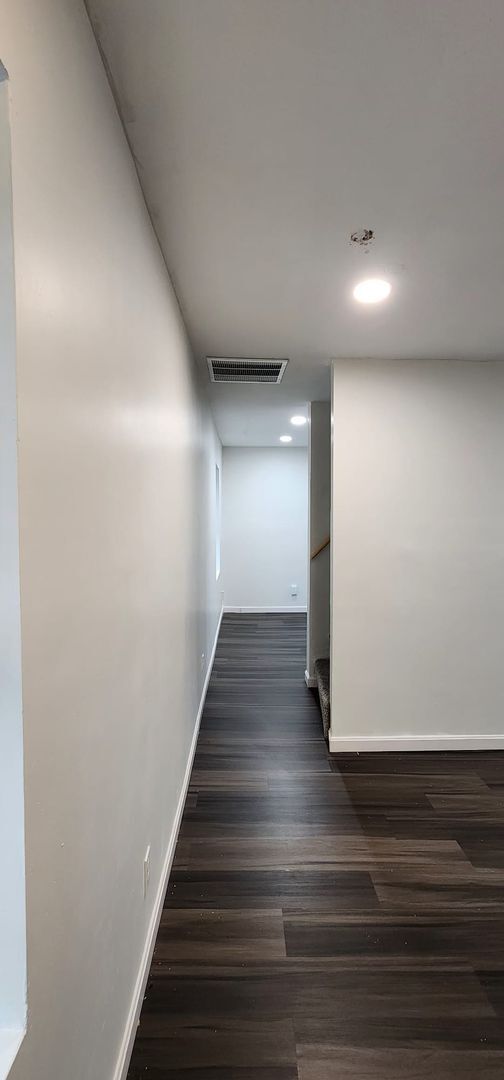 Building Photo - Newly Renovated 3-Bedroom Apartment in Pen...