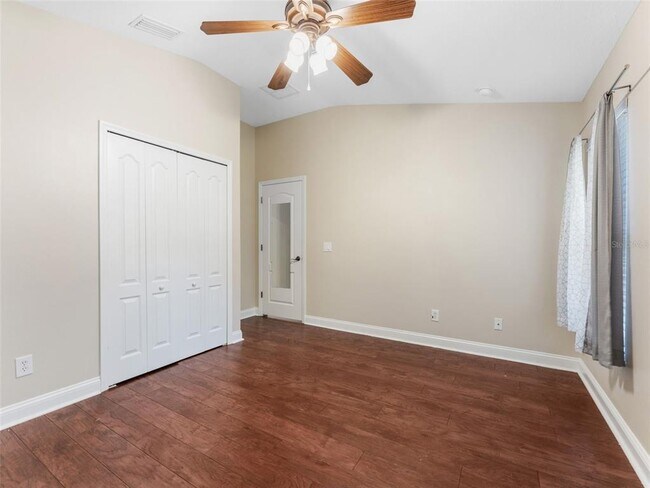 Building Photo - 4205 Knollpoint Dr