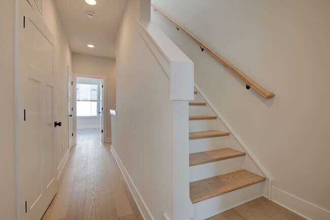 Building Photo - COMING SOON! Modern End-Unit Living Near Uptown | Rooftop Terrace + Tandem Garage