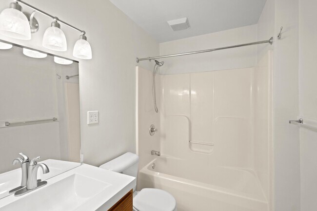 Building Photo - 734 Garrard St