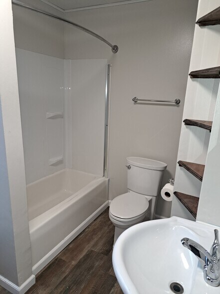 Bathroom - 707 State Street