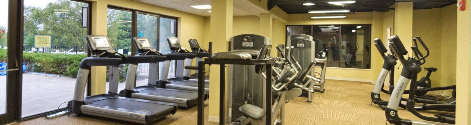 Fitness room - 25 Shoreline Rd