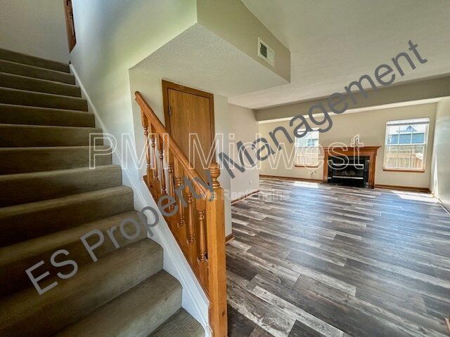 Building Photo - 4322 Strawflower Dr