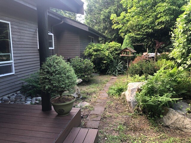 front yard - 10329 206th Ave NE