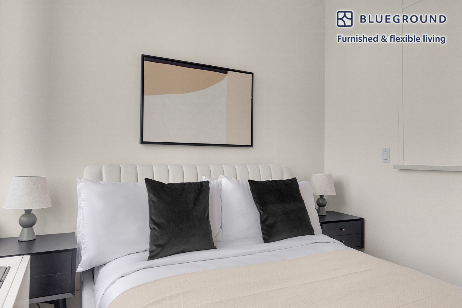 Building Photo - 635 W 42nd St