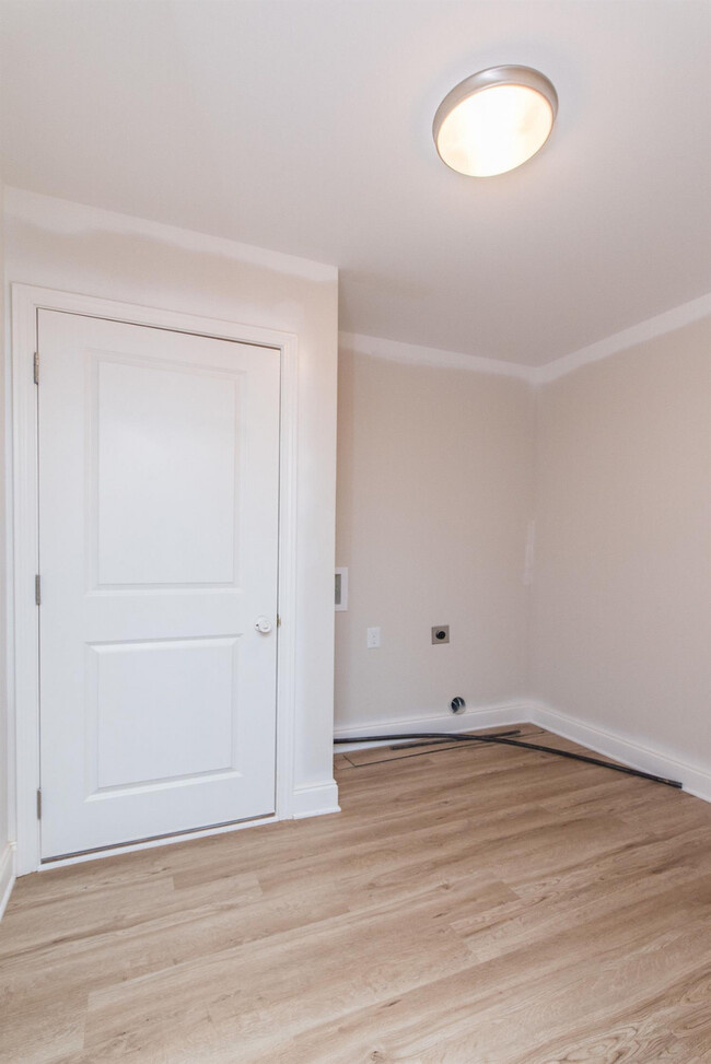 Building Photo - 1140 Orchard Dr