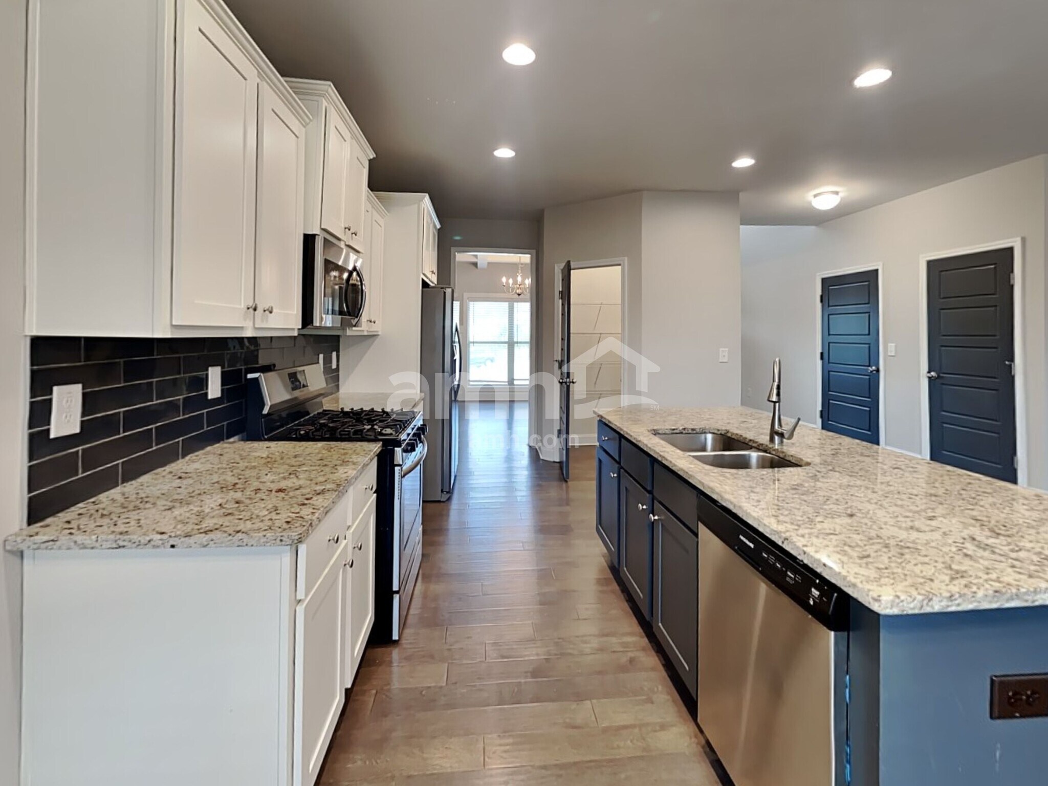 Building Photo - 1811 Rnch Vw Dr