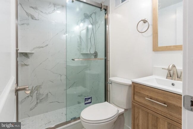 Building Photo - 3631 Warren St