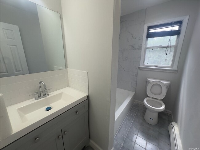 Building Photo - 26 Adams St