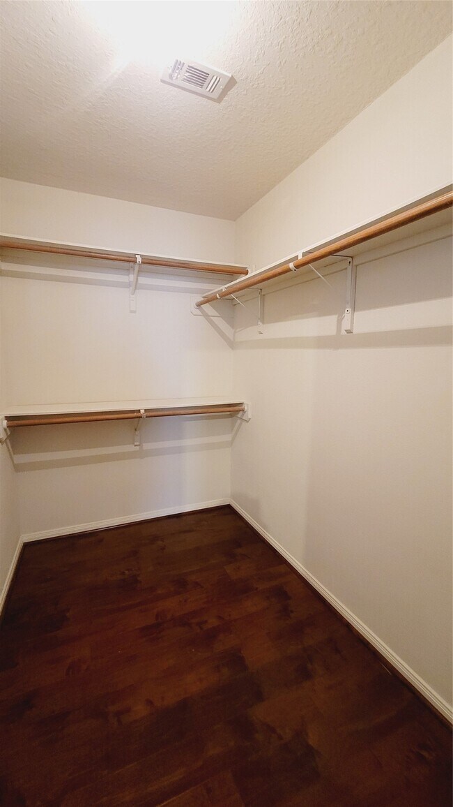 Building Photo - 20934 Carmel Valley Dr