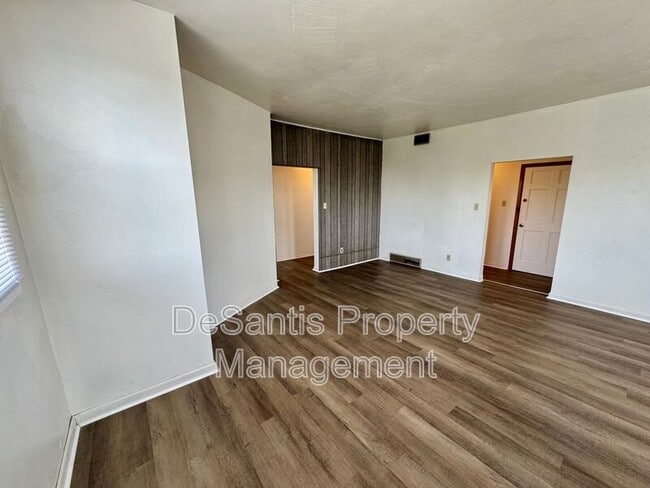 Building Photo - 212 N Highland Ave
