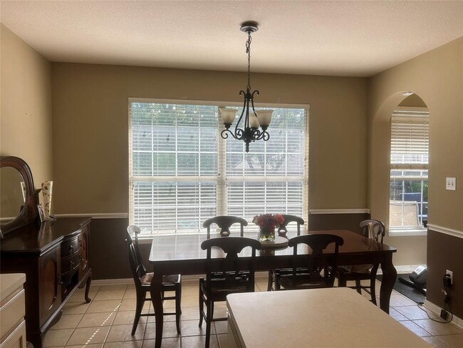 Building Photo - 12200 Lake Stone Dr