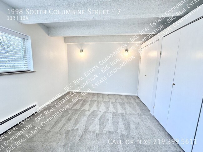 Building Photo - 1998 S Columbine St