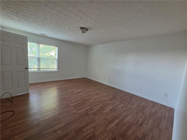 Building Photo - 5834 Bridgeport Ct
