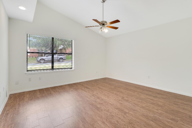 Building Photo - 5729 Pinon Vista Dr