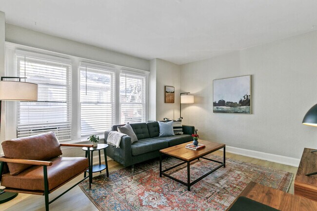 Building Photo - 1073 N Downing St