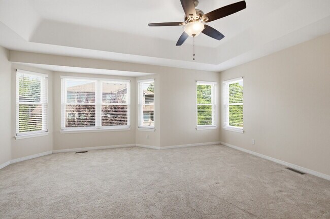 Building Photo - Spectacular Stonegate Living! Gorgeous 3-Bed Corner Finished Basement, Wet Bar, and Custom Marble...